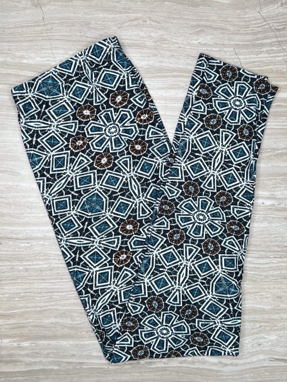 "Kaleidoscope Print" LNC Womens Full Length Buttery Soft Leggings Size 3x-5x